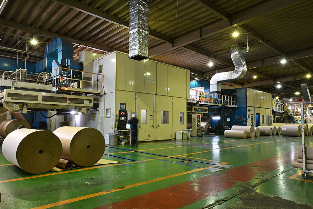 コルゲートマシン